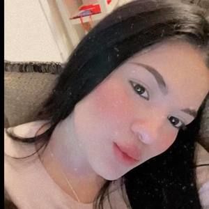 Meet your Posher, Dayana